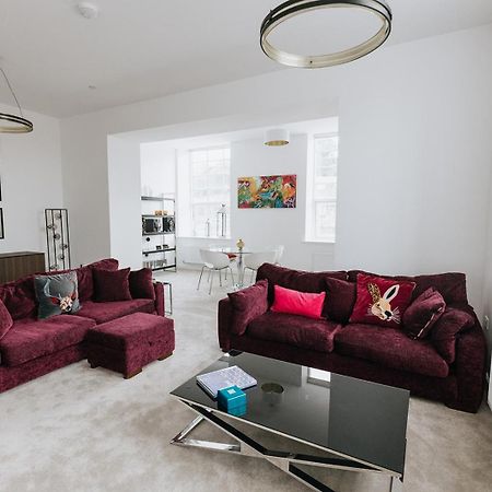 Bobbin Row - Grade 2 Listed Property With A Beautiful Design With Access To Leeds Leeds  Luaran gambar