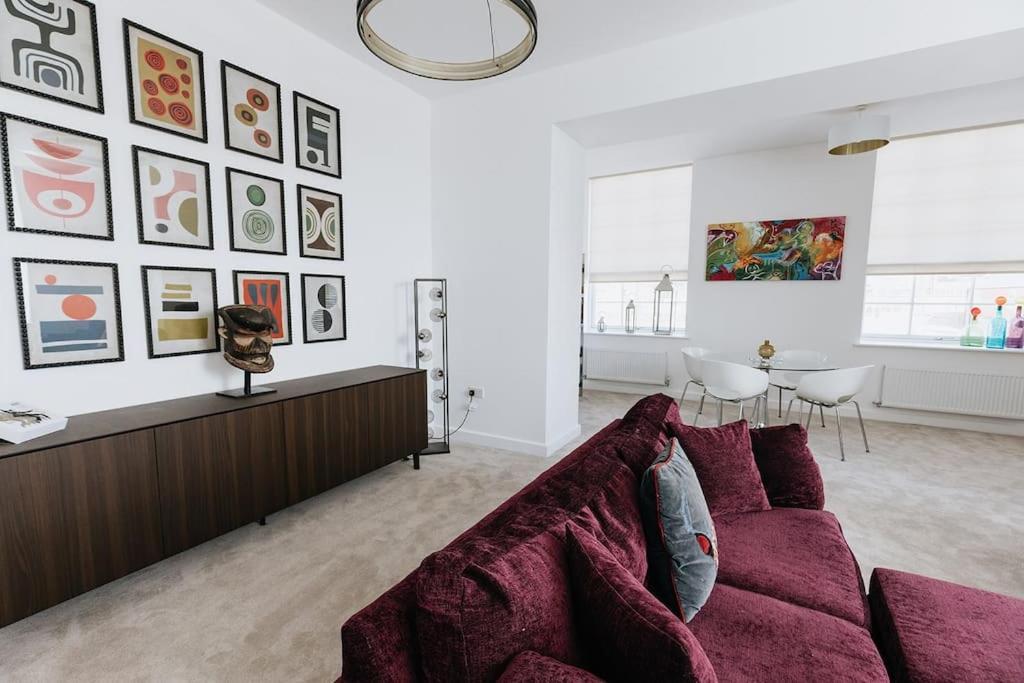 Bobbin Row - Grade 2 Listed Property With A Beautiful Design With Access To Leeds Leeds  Luaran gambar